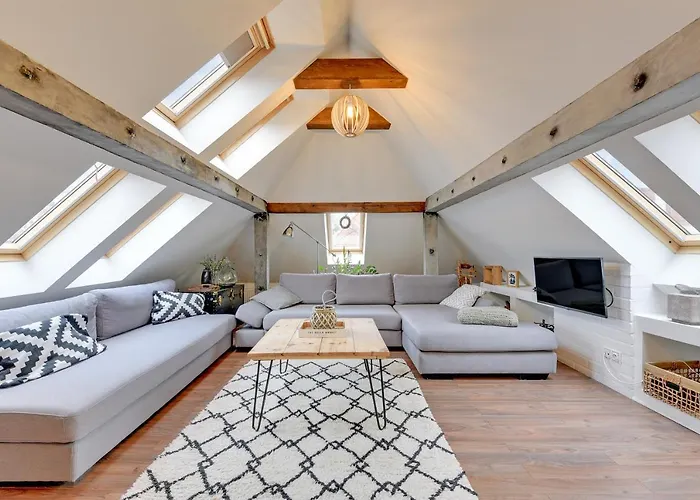 Grand Apartments - Wood Loft Apartment