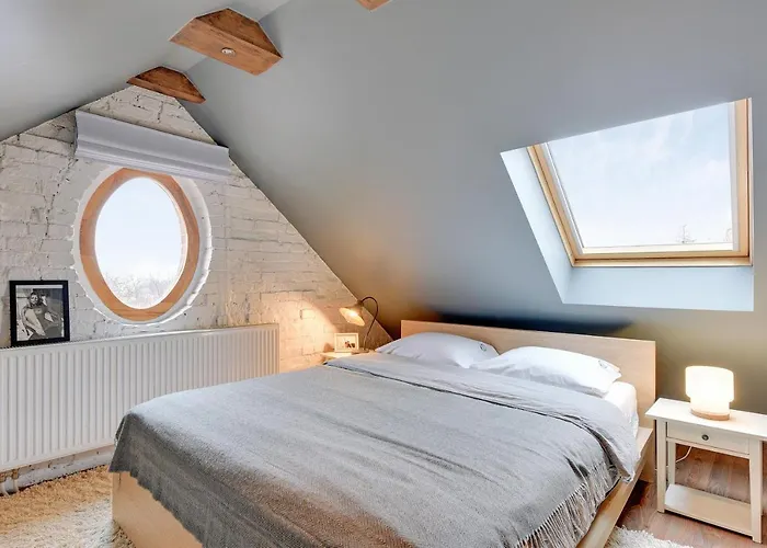 Grand Apartments - Wood Loft Apartment
